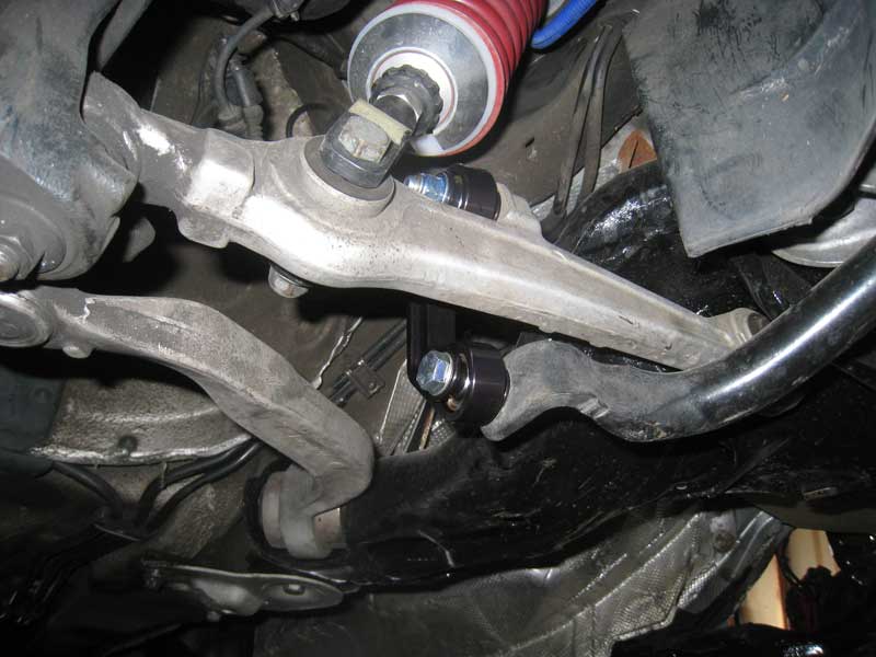 034 front swaybar end link on passenger side
