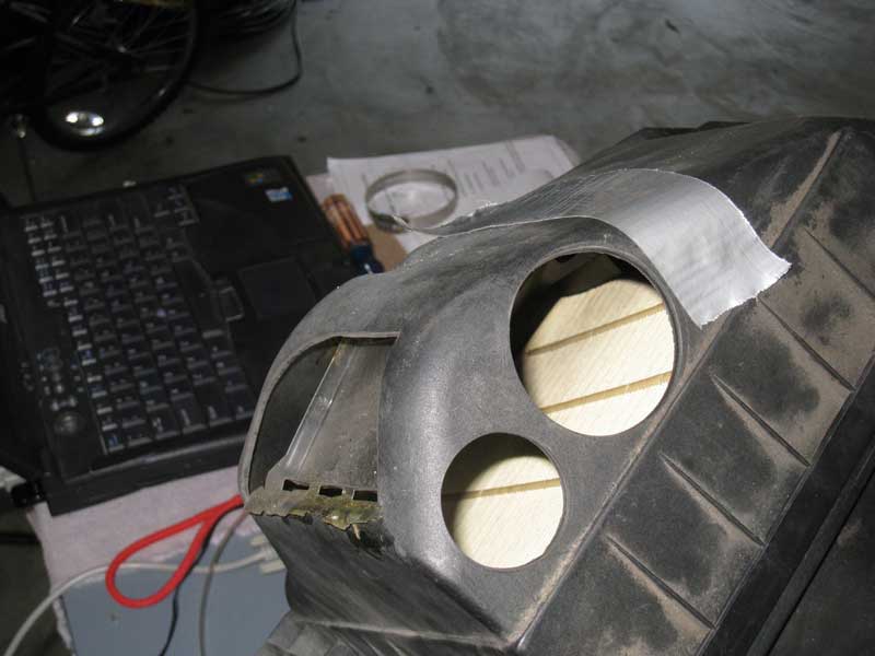 airbox_6 Modified airbox with baffle and two holes